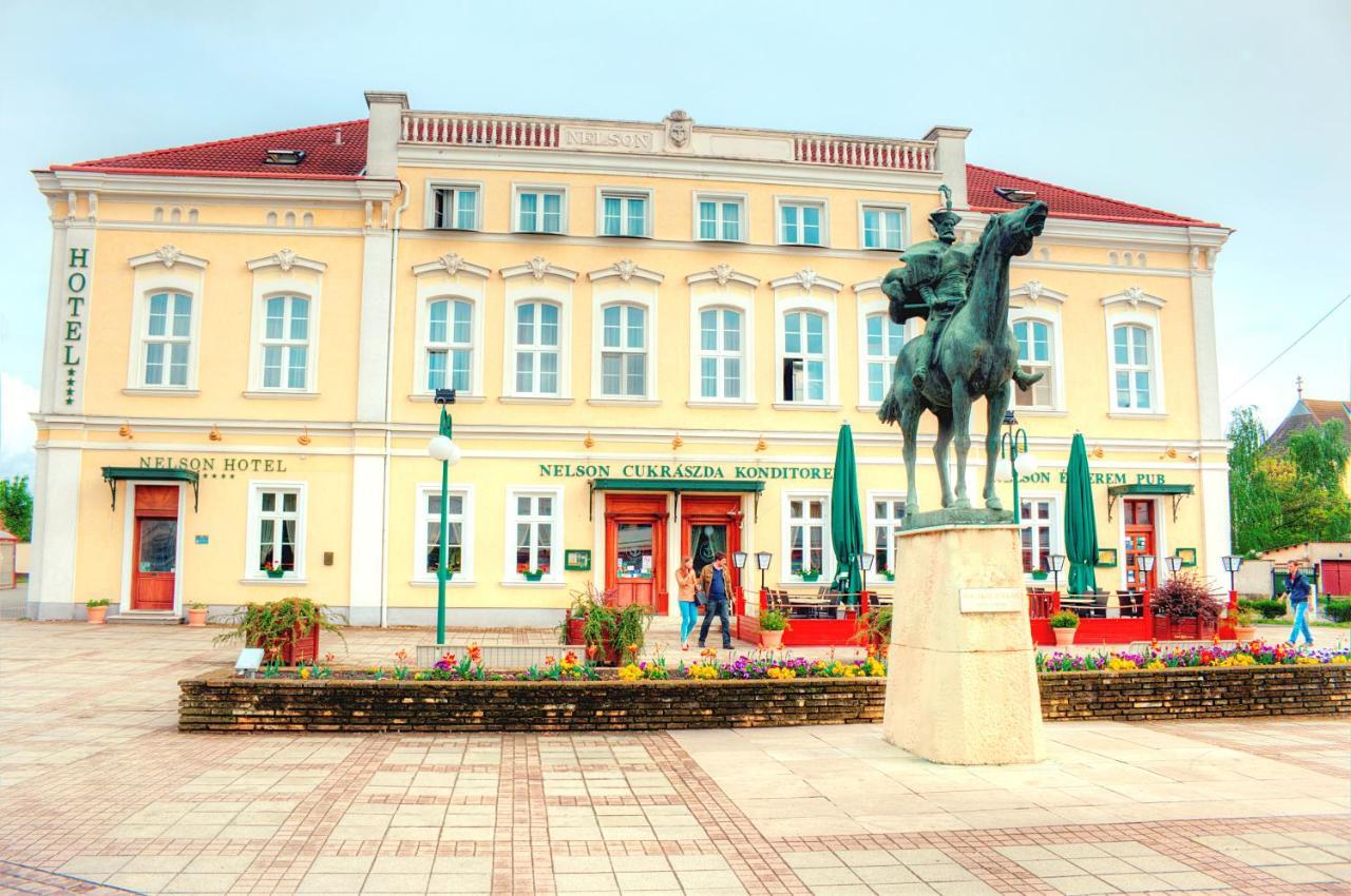 Nelson Hotel Hajdúszoboszló Екстериор снимка